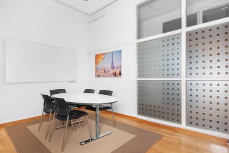 Regus_RegusUllevi_Garda_Sweden_SmallMeetingRoom.jpg