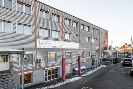 631717-421-1_006.jpg