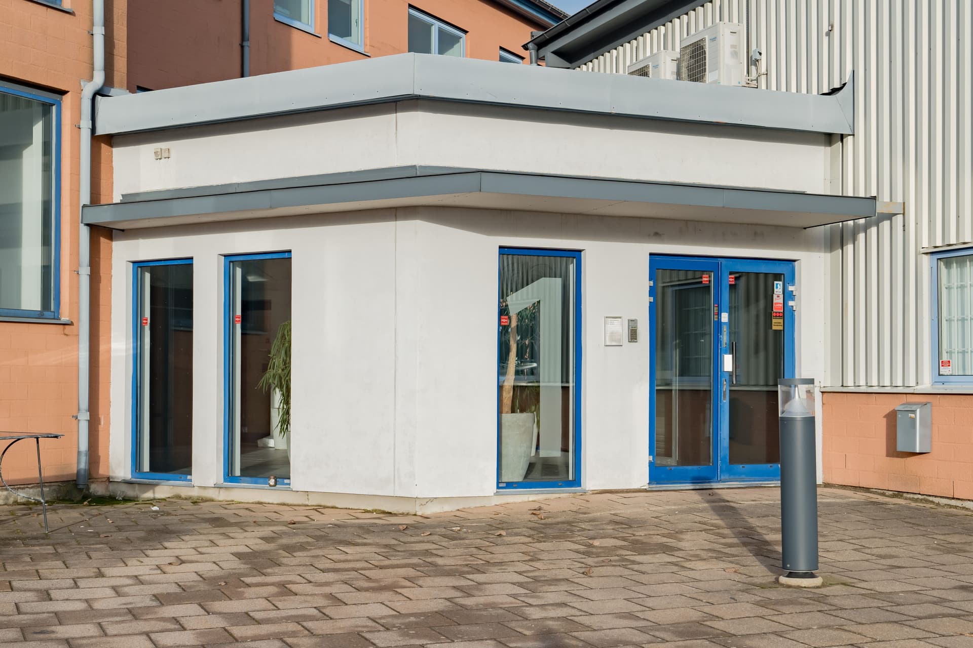 634752-421-1_018 (1).jpg