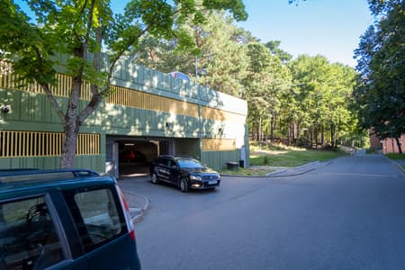 garage 3.jpg