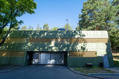 garage 2.jpg
