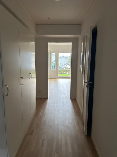 Hall.jpg