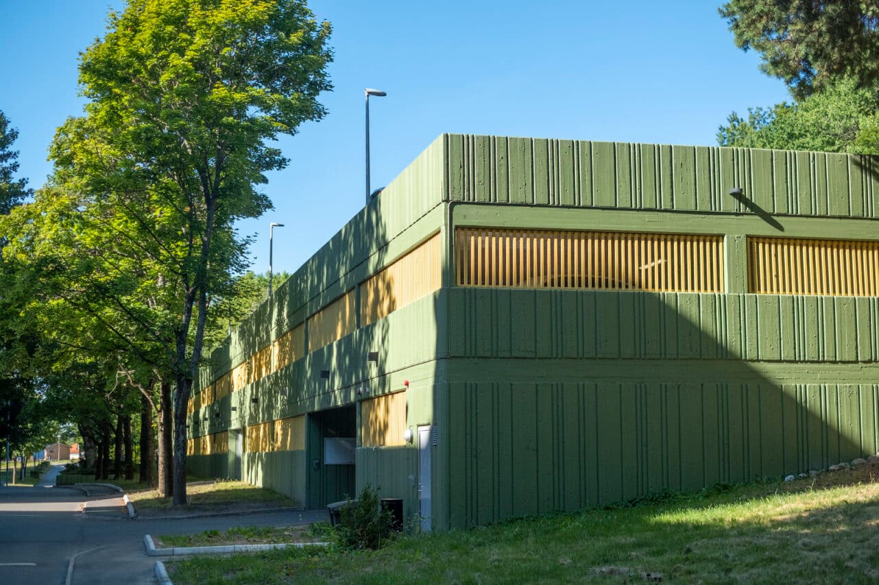 garage.jpg