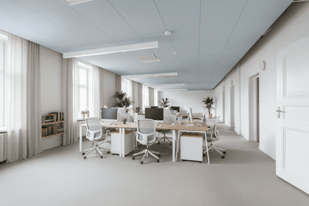 2. ChatGPT stort kontorslandskap.png