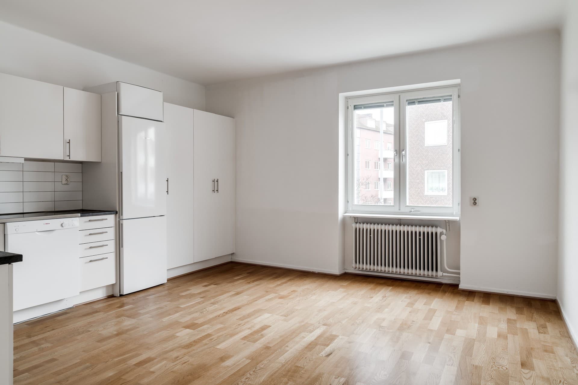 Husfoto kök matplats 2 r o k.jpg