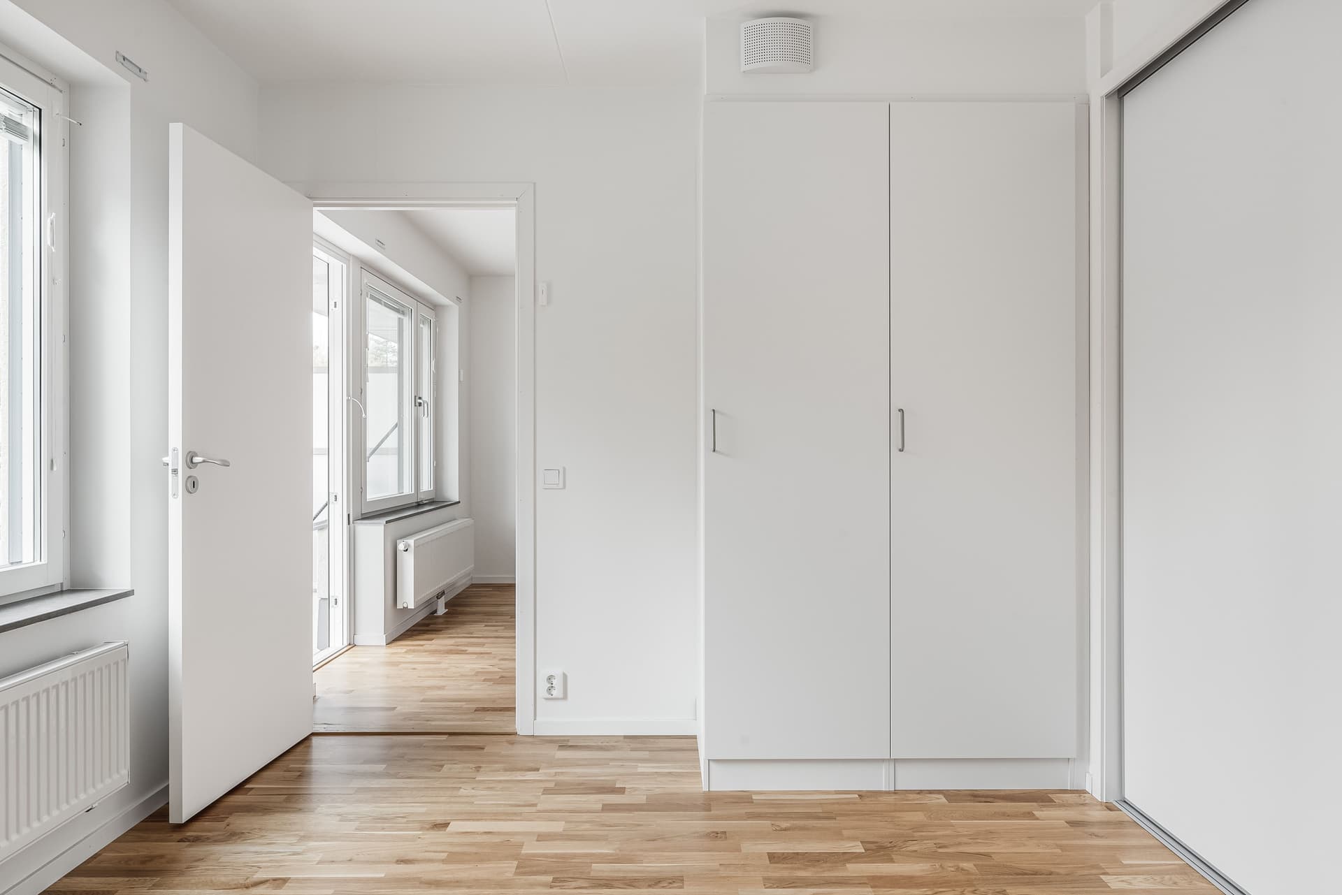 620836-421-3_020 (2).jpg