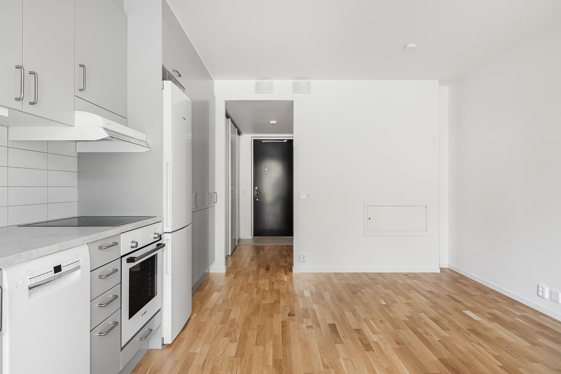 620836-421-2_016 (1).jpg