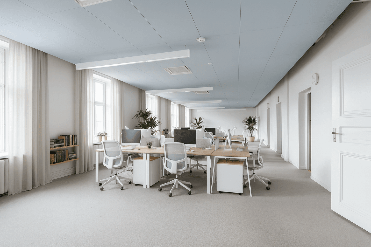 2. ChatGPT stort kontorslandskap.png