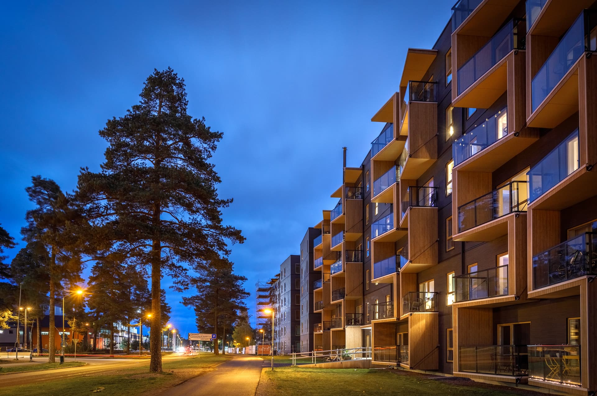 Fasad gavlehov kväll.jpg