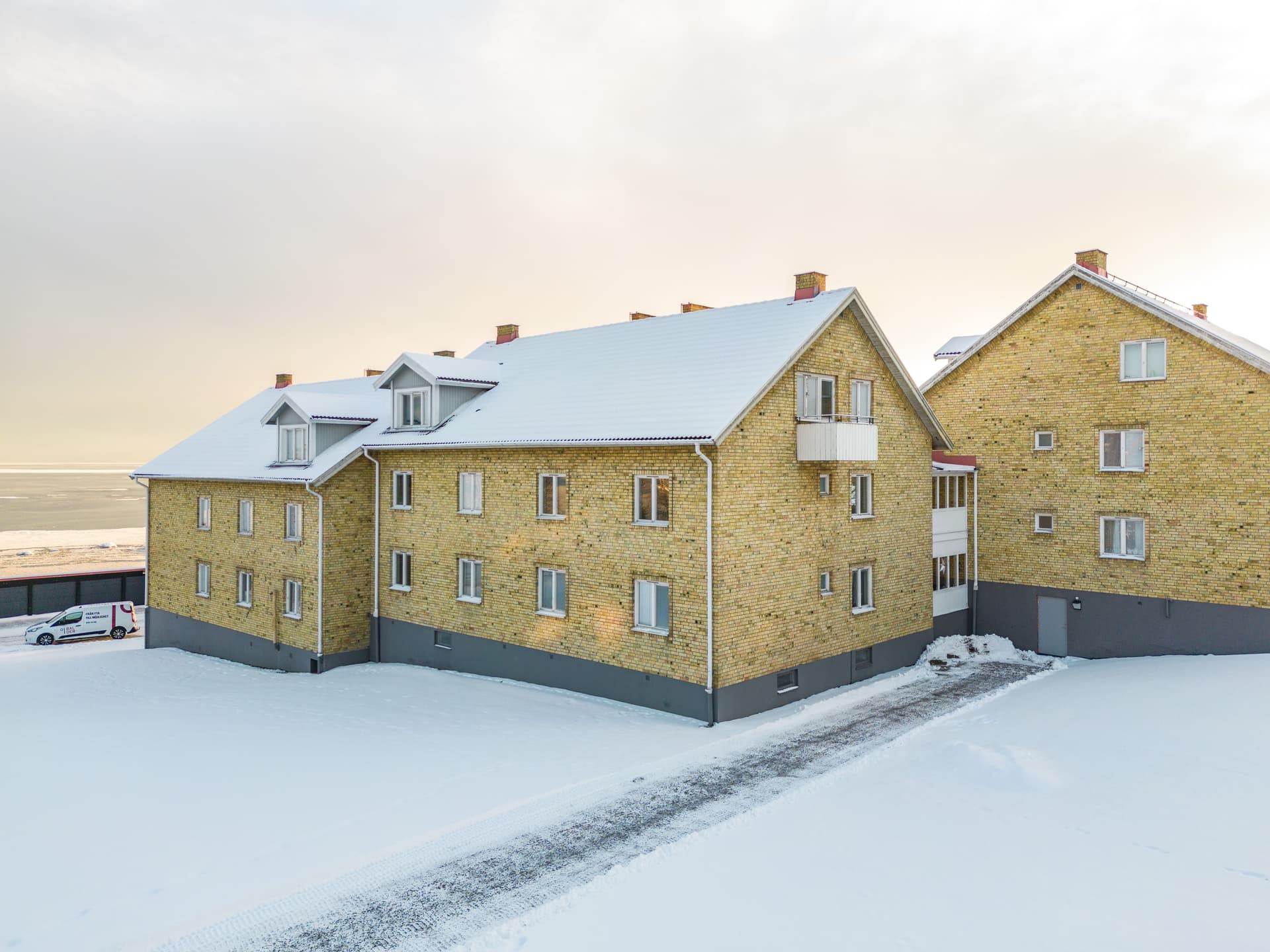 10370 Vinkelvägen 8 (2).jpg