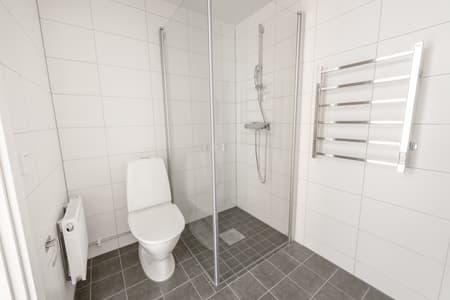 Badrum 1 rok vinkel 2.jpeg