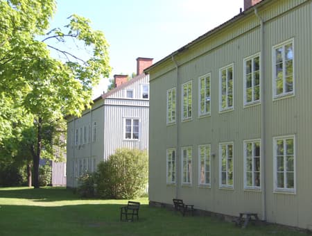 Holmsundsvägen 23-27, baksida.JPG