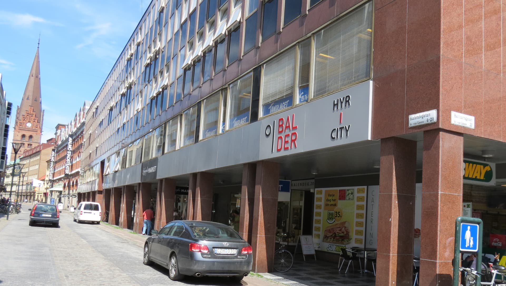 Von conow.JPG