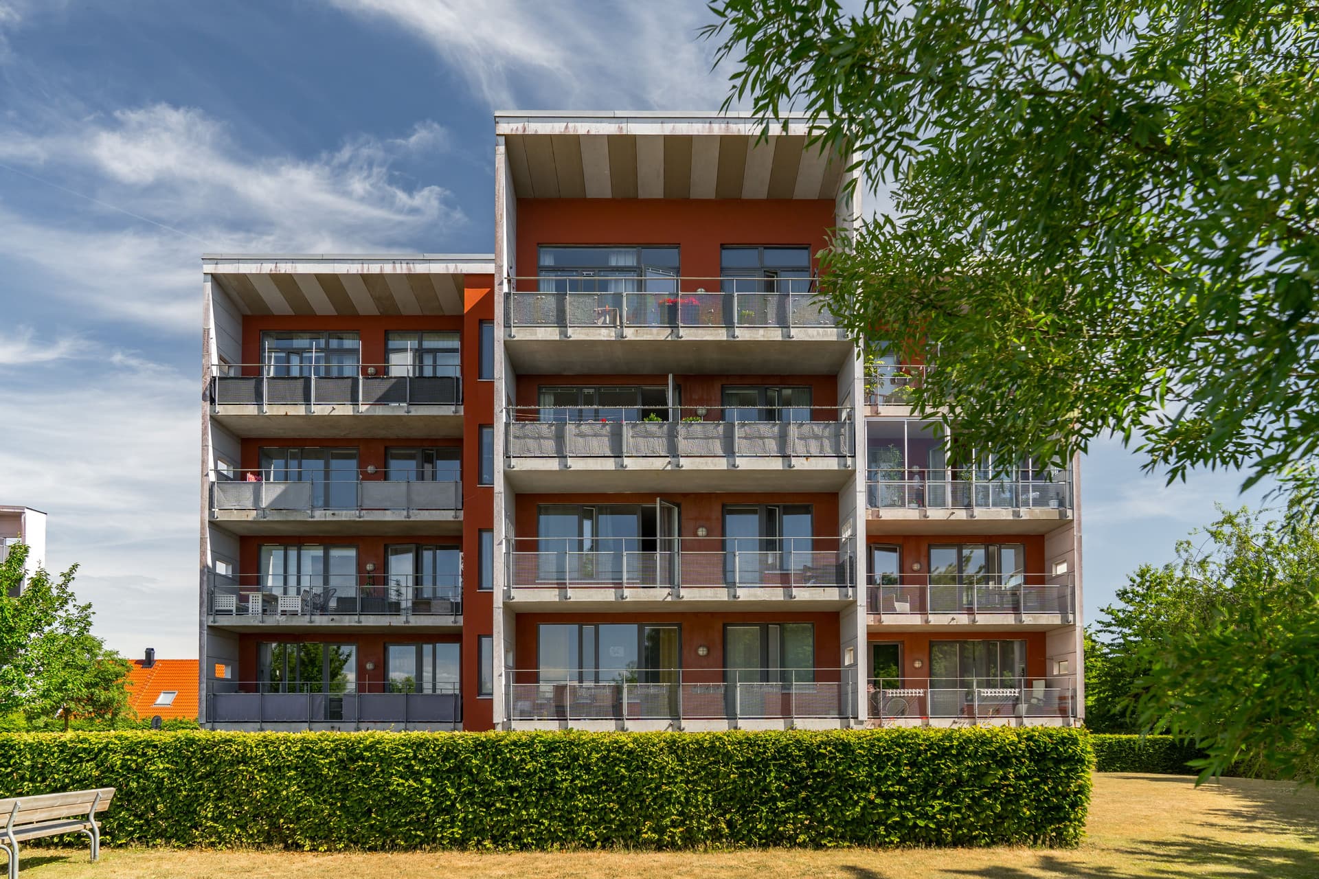 826534-421-1_011.jpg