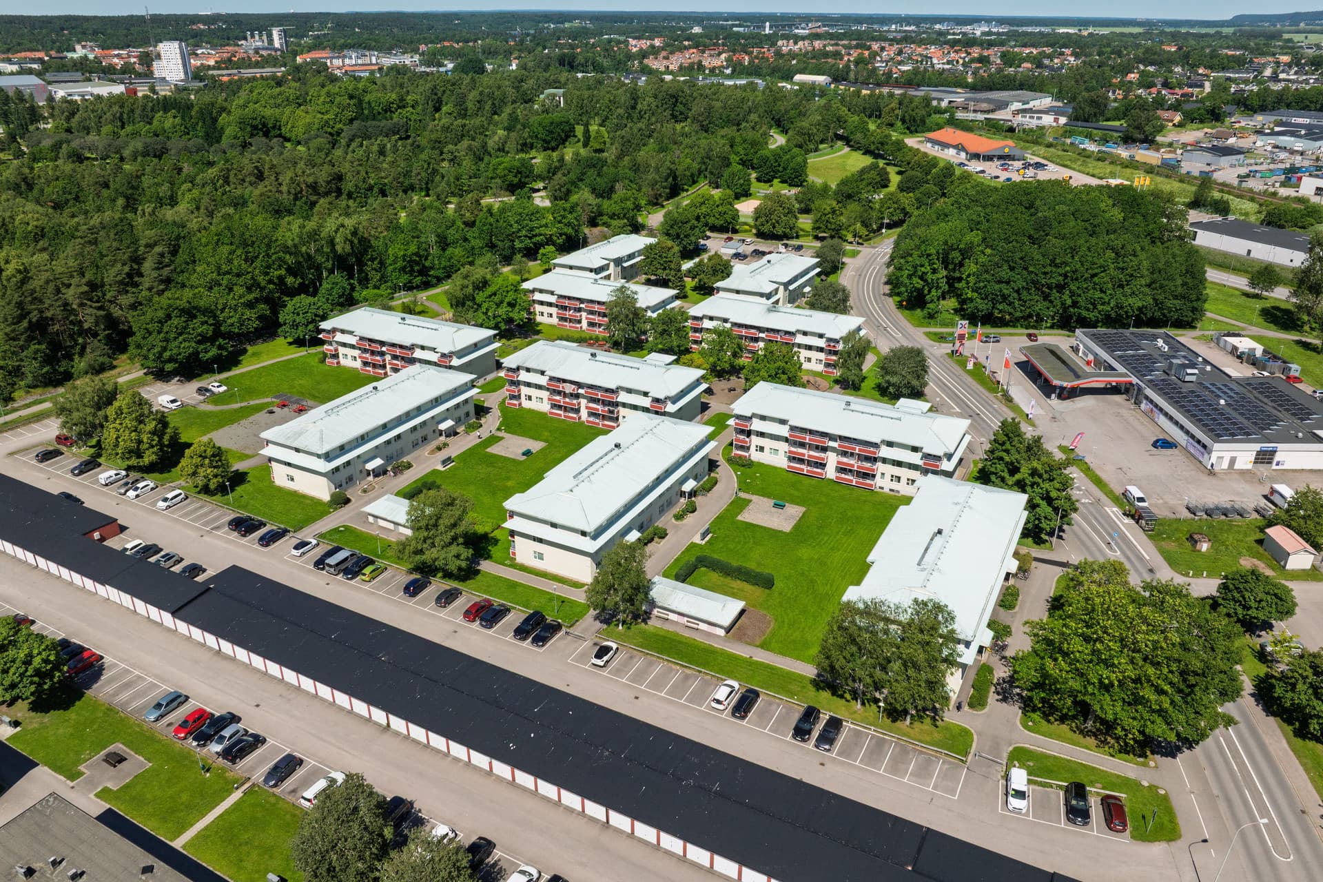 Sommar Plogen 1 överiktsbild 3, juni 2026.jpg
