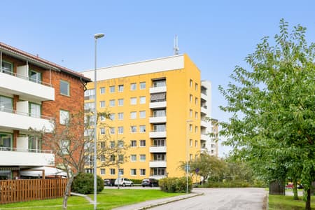 694306-421-1_003.jpg