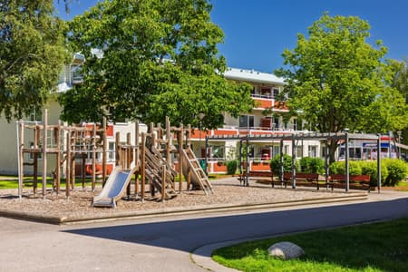 Sommar Plogen 1 lekplats, juni 2026.jpg