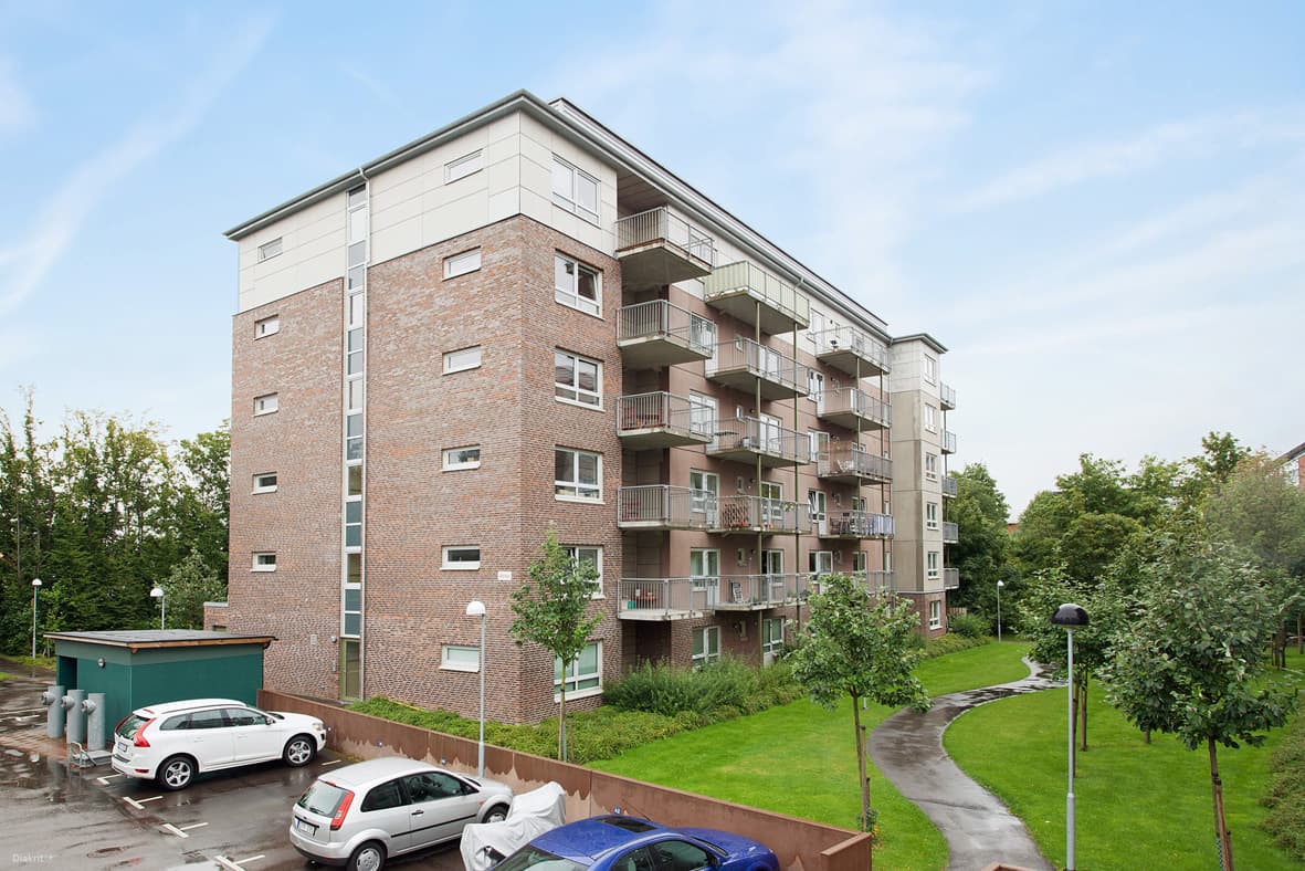 Lund - 2314 - Nordanvinden 4 - Utemiljö och Hus D- 20110812.jpg