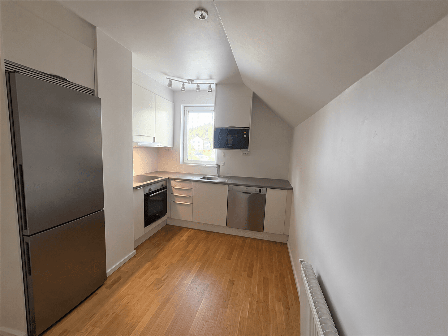 7fa069aa-e3ec-42cd-ac98-a0a7a5460ea9.png
