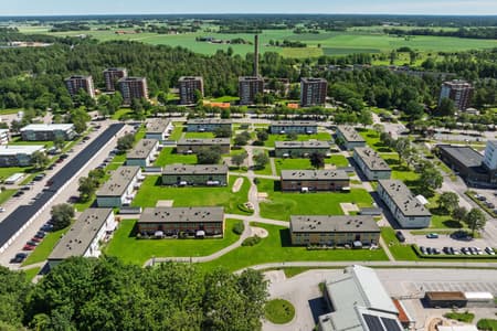 Översiktsbild 5 sommar Plogen 2 Lantmv. 49-107, juni 2026.jpg