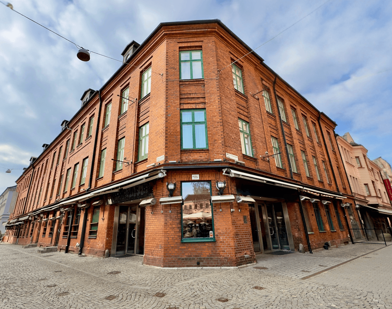 Rosen1-Lilla-Torg-Malmo-Balder