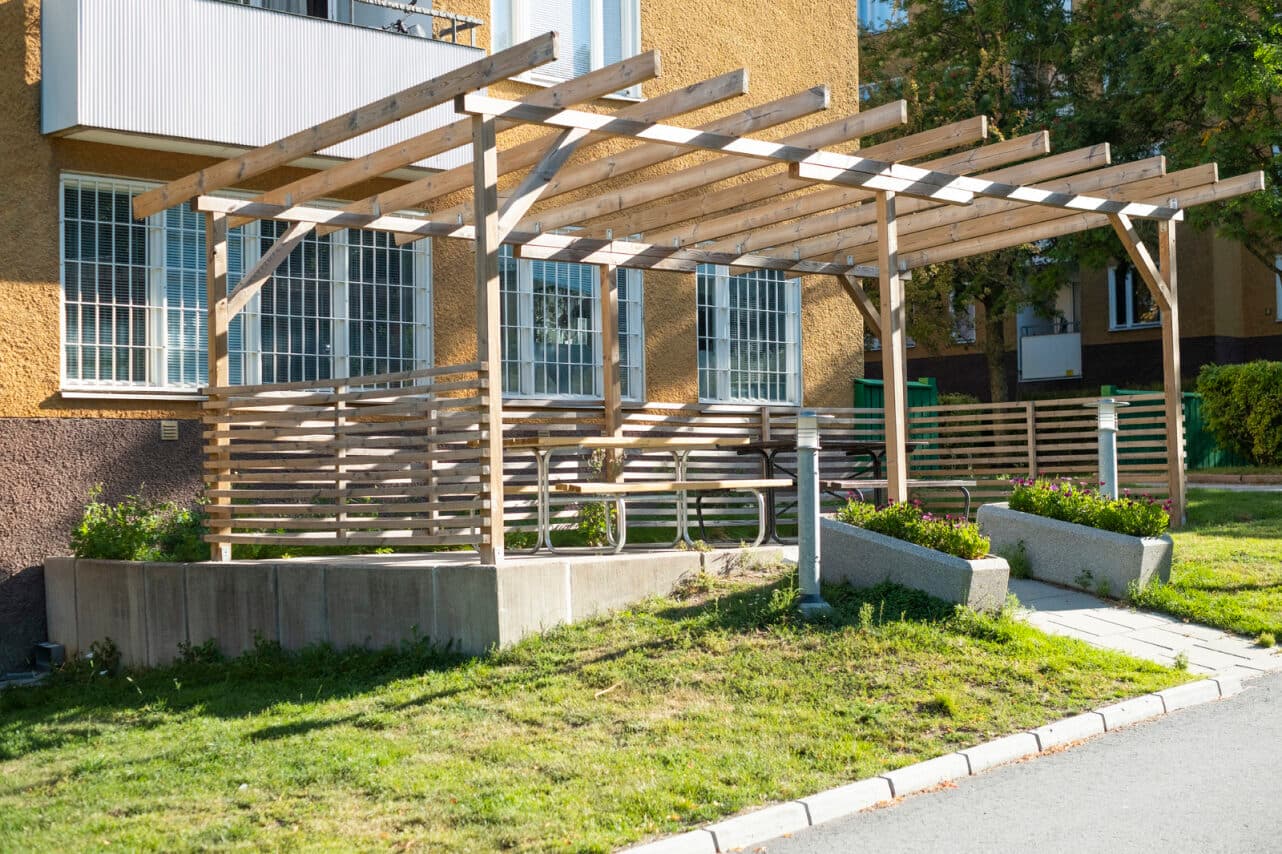 pergola.jpg